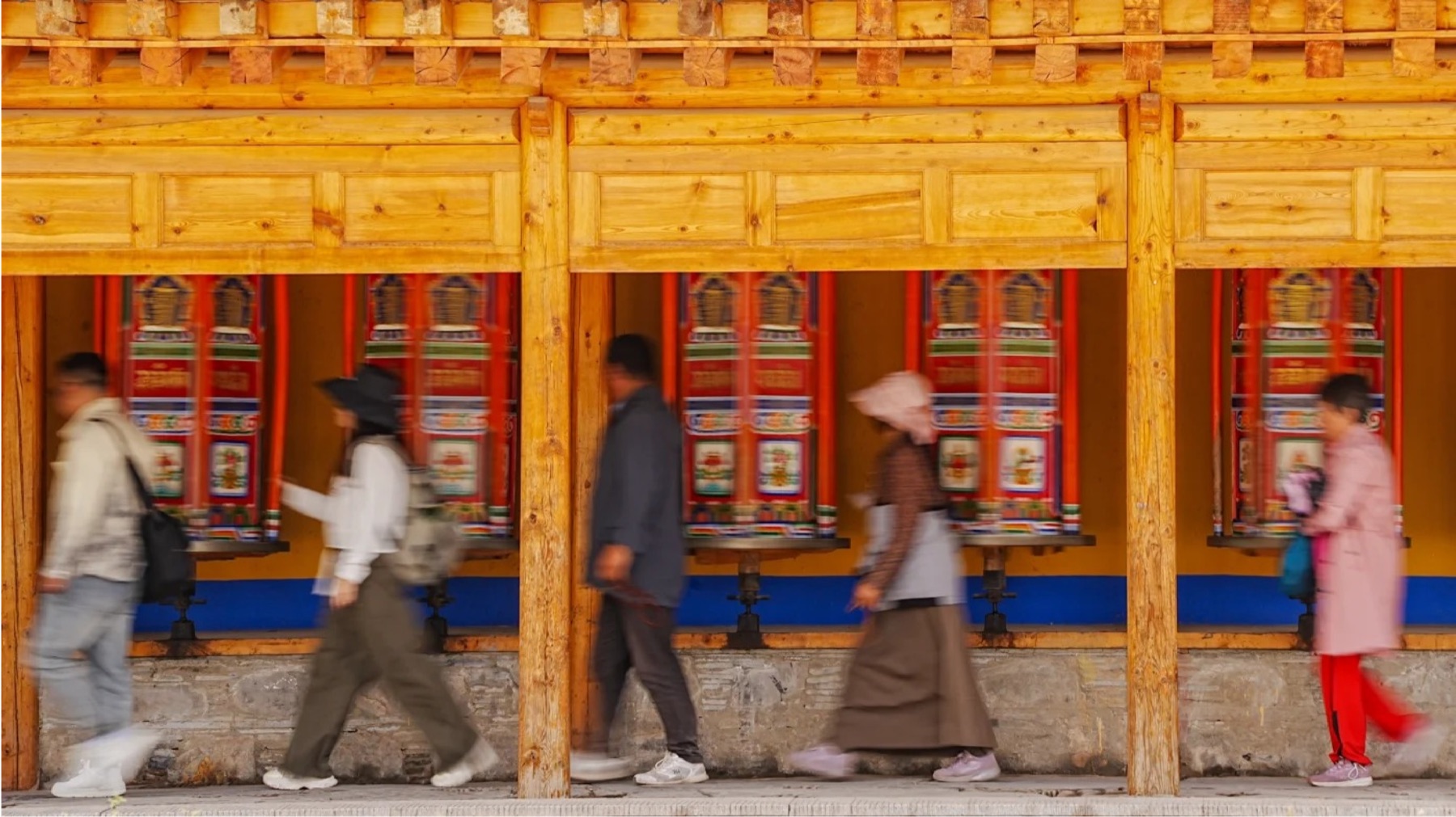 云更美甘南旅行社服务场景图